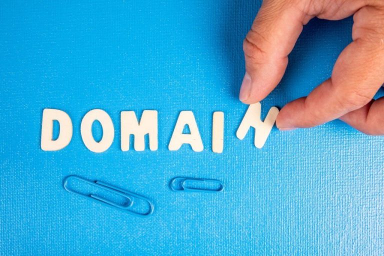 Best Way To Choose Right Domain Registrar For
